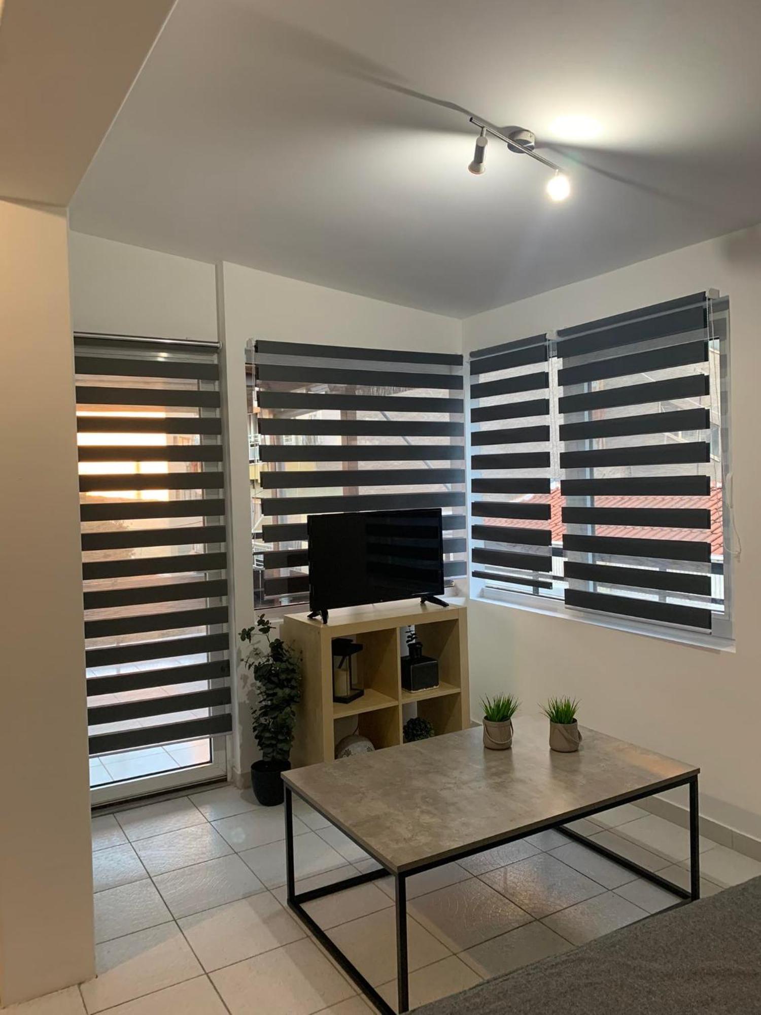Tony 'S Place Apartment Драма Екстериор снимка